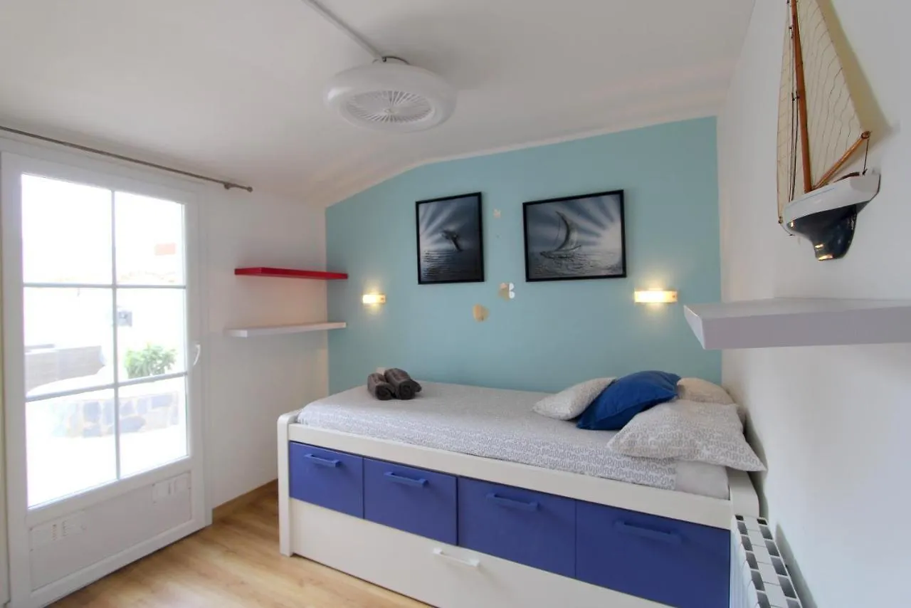 Leon Inmo Villa Loro - 14157 Empuriabrava Ισπανία
